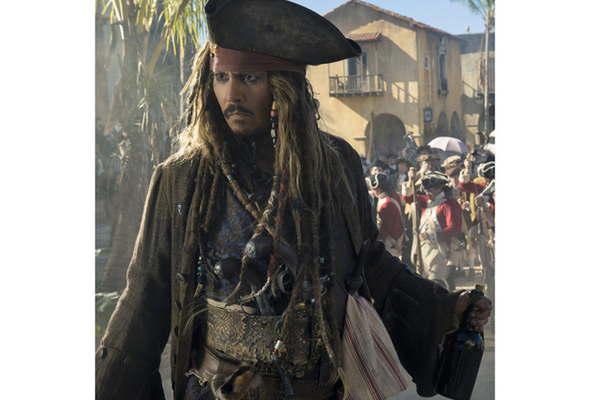Jack Sparrow se embarca  en una nueva gran aventura 