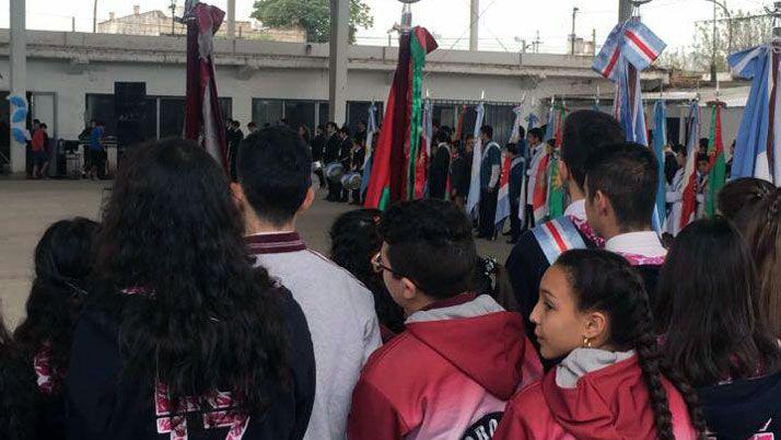 Friacuteas- por la lluvia el acto se hizo en el club Central Coacuterdoba