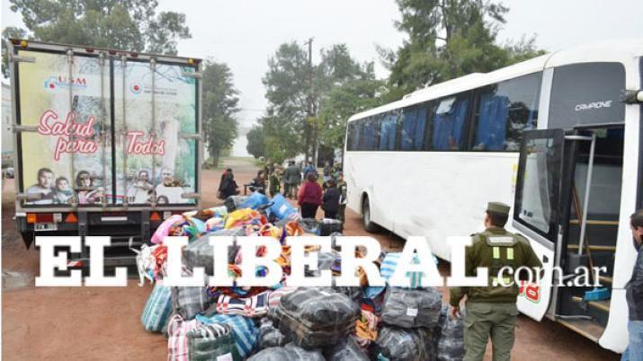 Gendarmeriacutea incautoacute 11 oacutemnibus con mercaderiacutea valuada en 8 millones de pesos