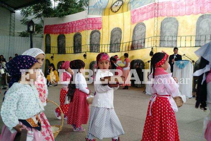 Los Jardines Municipales celebraron el 25 de Mayo en el predio del Club Estrellas Verdes de Loreto
