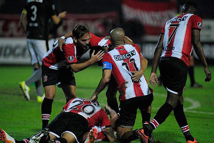 En la despedida de Veroacuten el Pincha entroacute a la Sudamericana