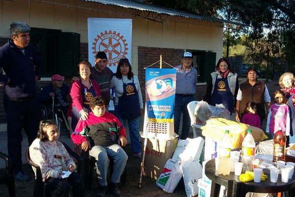 La Aldea San Joseacute recibioacute donaciones para los veinte internos que alliacute viven