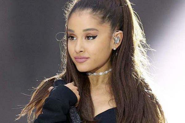 Tras el atentado en Manchester confirmoacute visita a la Argentina