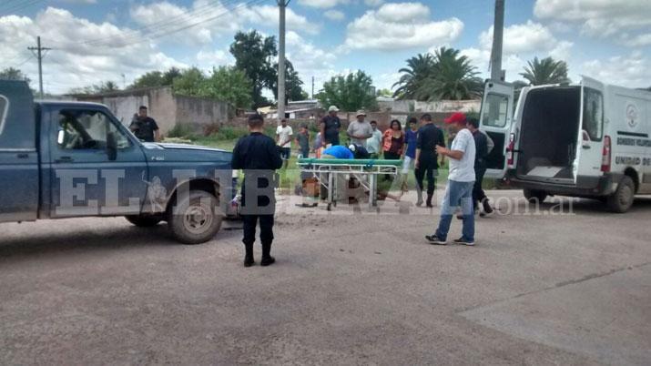 Motociclistas lesionados tras chocar con una camioneta