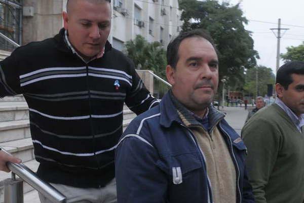 El Colegio Notarial endilga toda la responsabilidad a Vaca Japaze