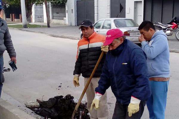 El barrio Usina fue beneficiado por las  tareas de limpieza de bocatormentas 