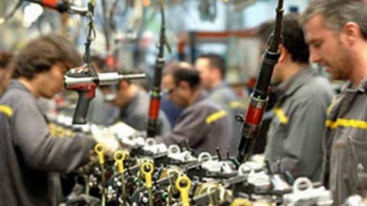 La industria cayó un 23-en-porciento- en abril