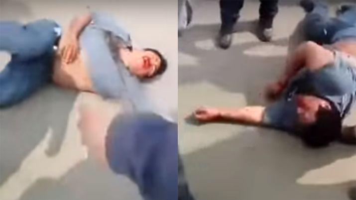 VIDEO  Capturaron y molieron a patadas a un supuesto ladroacuten de taxis