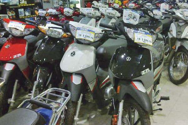 La venta de motos crecioacute 40-en-porciento- en el paiacutes y un 23-en-porciento- en la provincia