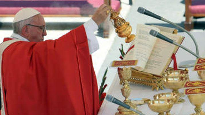 El Papa Francisco reza por las viacutectimas de Londres
