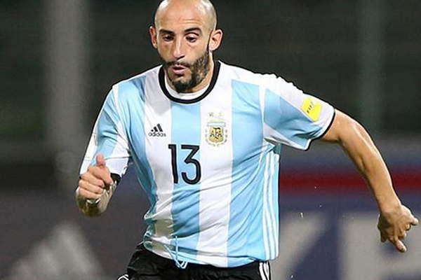 Pinola se perderaacute la gira por una gripe