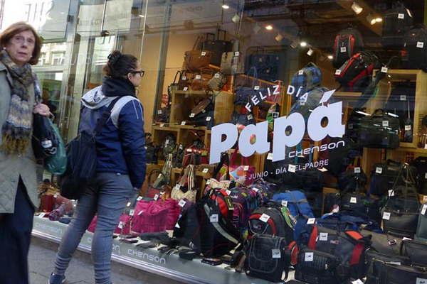 La venta minorista acumula una retraccioacuten de 34-en-porciento- interanual