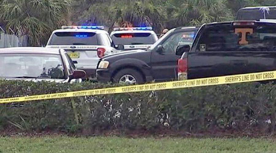 Tiroteo en Orlando dejoacute al menos cinco muertos