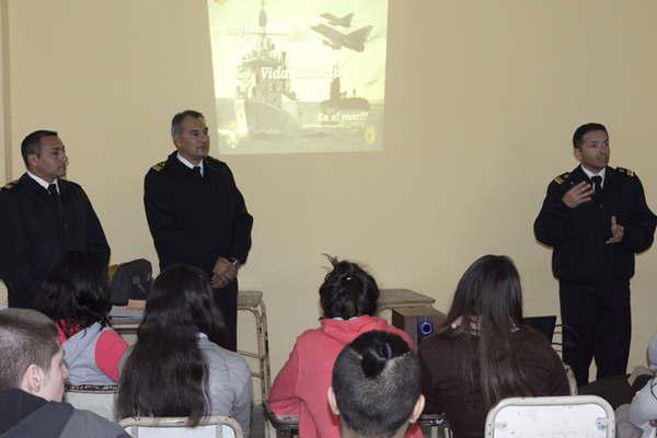 La Armada Argentina promociona sus carreras en nuestra provincia