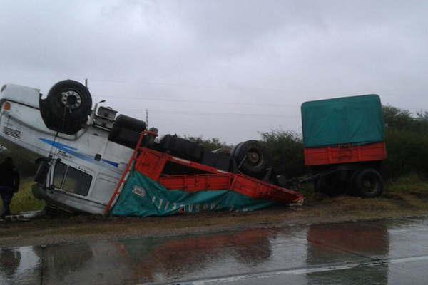 Adolescente accidentado al tratar de esquivar  un perro