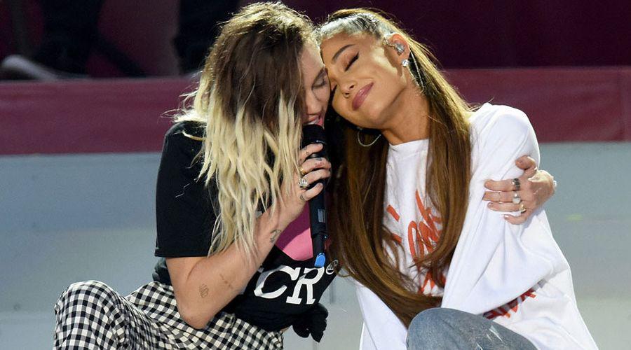 Ariana recaudoacute 26 millones de doacutelares para las viacutectimas del atentado