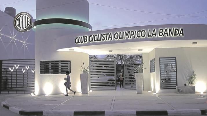 Denunciaron amenazas al equipo de San Martiacuten en el estadio de Oliacutempico