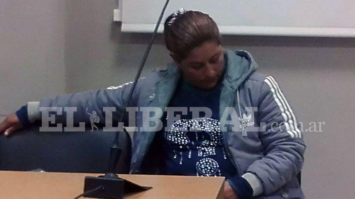 Seguiraacute detenida la mujer acusada de prostituir a su hija