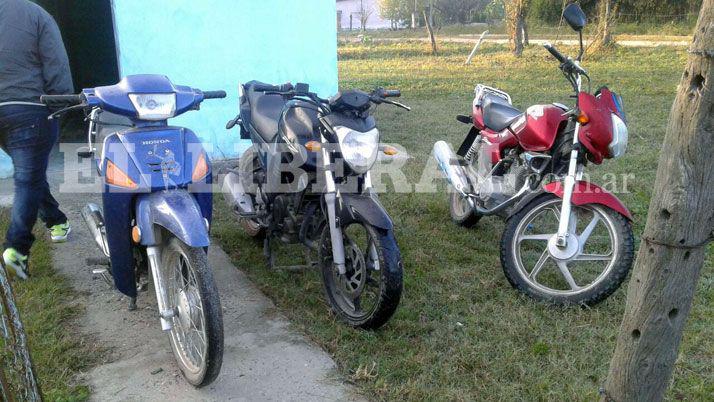 En importante allanamiento recuperan tres motos en Las Termas