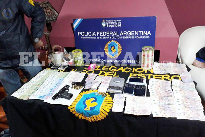 Secuestran cocaína armas y una abultada suma de dinero en operativo de la Policía Federal en Santiago del Estero