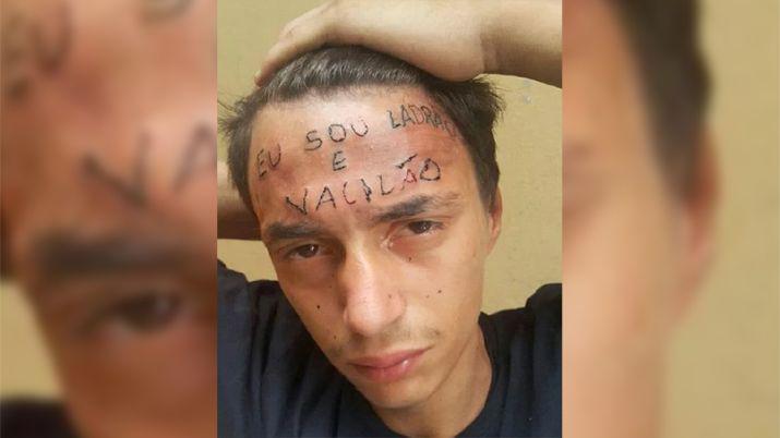 VIDEO  Quiso asaltar a un tatuador pero no pudo- miraacute lo que le pasoacute