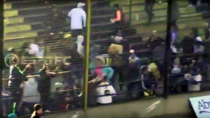 Se suspendioacute el partido entre Almirante Brown y Talleres por incidentes