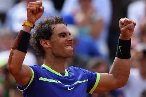 Rafael Nadal celebroacute ayer en Pariacutes  