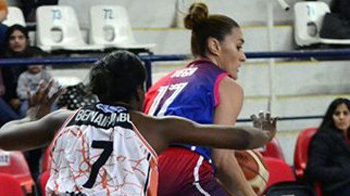 Quimsa ganoacute y se metioacute en cuartos de final