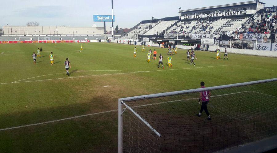 Central Córdoba con suplentes enfrentó a Aldosivi