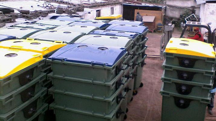 Llegaron 90 contenedores maacutes a la ciudad de La Banda