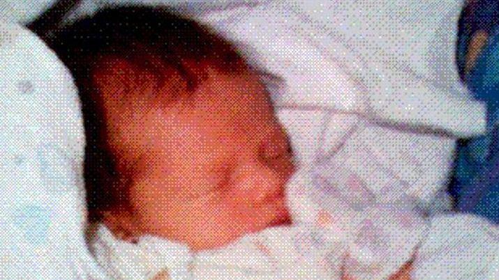 La caacutemara del celular cumplioacute 20 antildeos