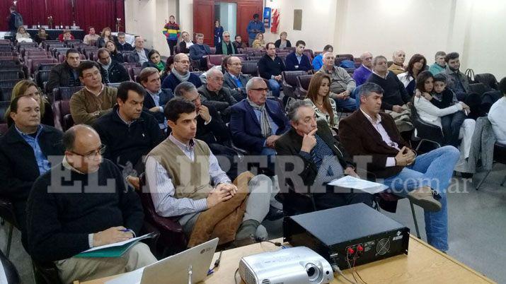 Asumieron las nuevas autoridades de la Caacutemara de Comercio e Industria