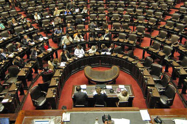 Fracasoacute la sesioacuten para debatir una iniciativa para declarar servicio esencial al transporte 