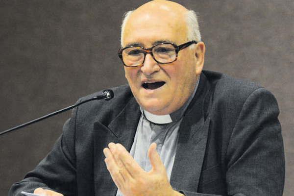 El padre Joseacute Ceschi continuaba evolucionando favorablemente en Rosario y piden maacutes oraciones