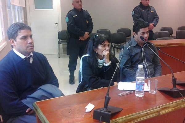 Nueve antildeos de prisioacuten por abusar sexualmente de su hija de 8 antildeos