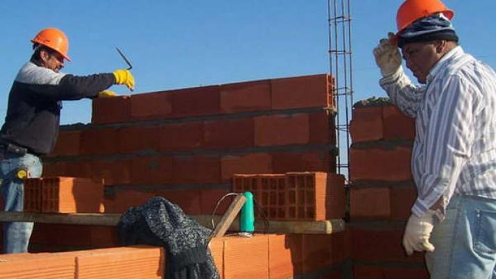 El costo de la construcción aumentó el 13-en-porciento- en mayo