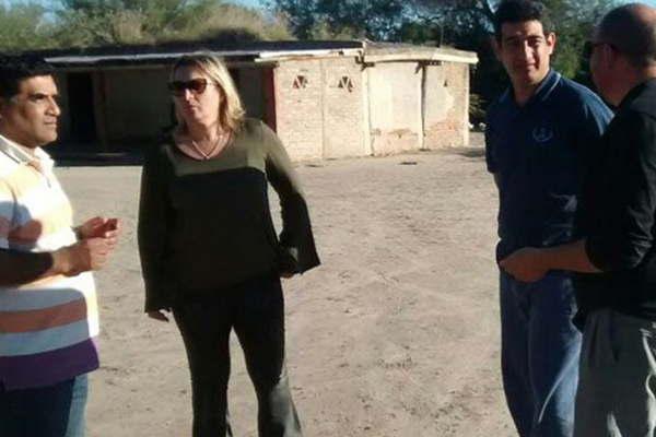 Fijariacutean buacutenker en Toro Pozo