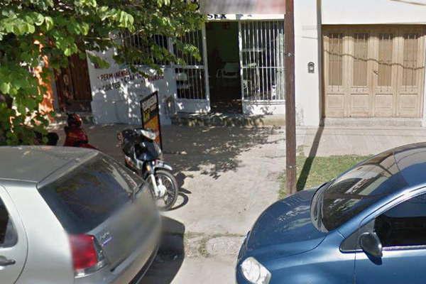 Peluquera descubrioacute que su novio le fue infiel y lo agredioacute con un bate de madera 