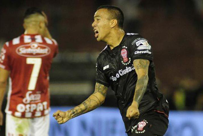 Huracn logró un triunfo clave frente a Unión