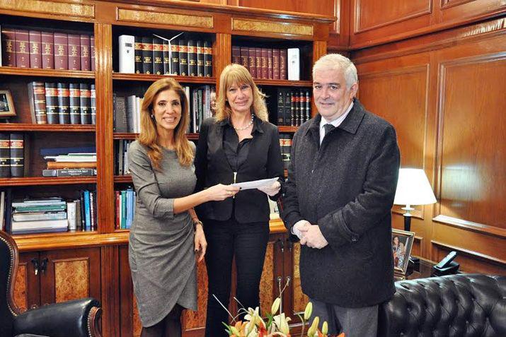 Gobernadora de la Provincia Dra Claudia de Zamora recibió a representantes de la Sociedad de Ginecología y Obstetricia