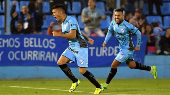 Temperley ganó y sueña con la permanencia