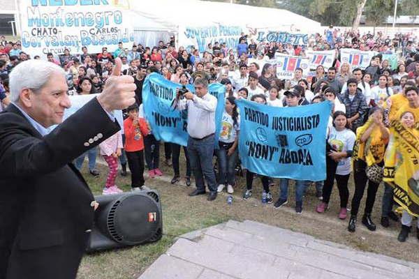 Neder cerroacute el Encuentro de la Juventud Peronista en La Banda