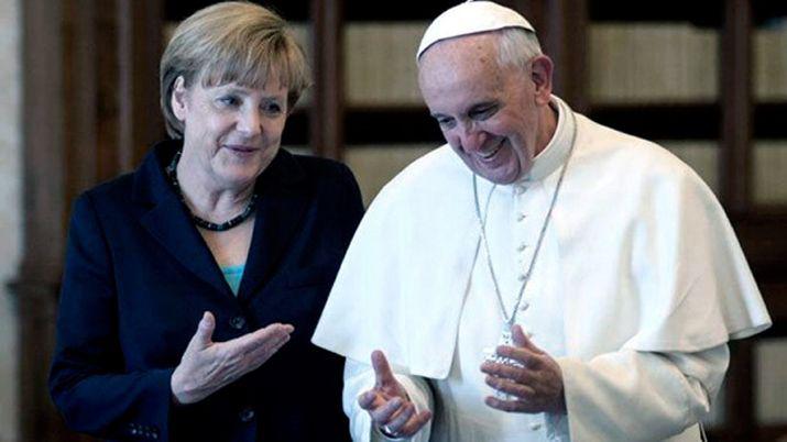Francisco y Merkel destacaron la importancia del acuerdo de Pariacutes