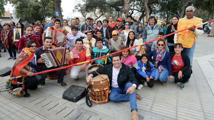 Las imgenes mas representativas de Santiago del Estero salieron a las calles