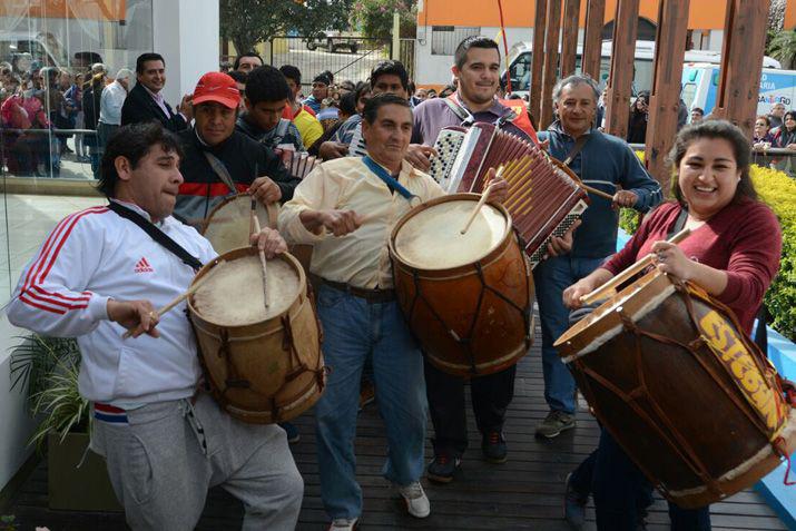 Las im�genes mas representativas de Santiago del Estero salieron a las calles