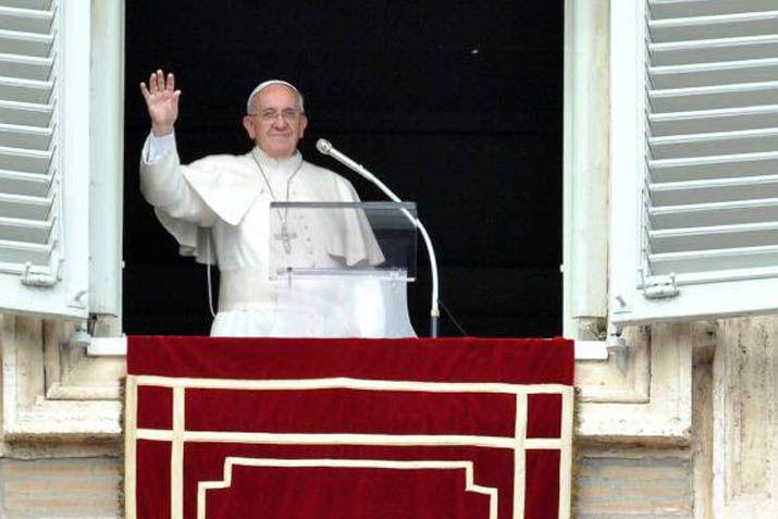 El Papa Francisco llamó a estar del lado de los refugiados