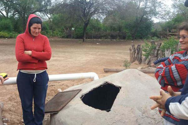 Evaluacutean el funcionamiento de cisternas autoconstruidas por agricultores 
