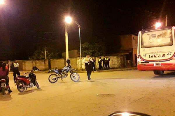 Un joven de 18 antildeos y una nintildea de 7 fallecieron en sendos siniestros viales