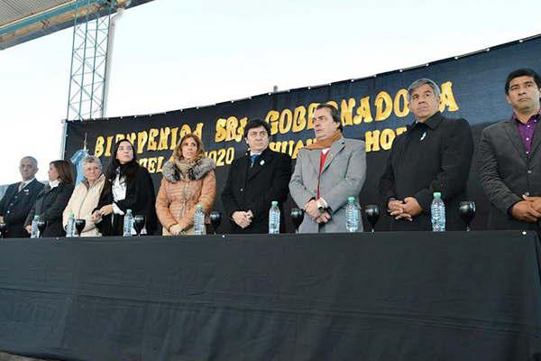 La gobernadora resaltoacute logros educativos tras  inaugurar una escuela primaria en Alhuampa