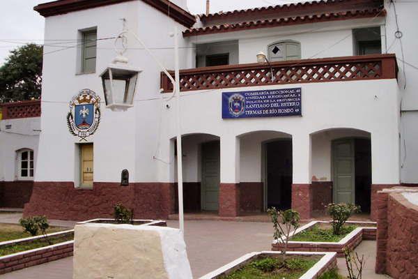 Dejoacute a su vecina que le cuidara la casa y le terminoacute robando todo